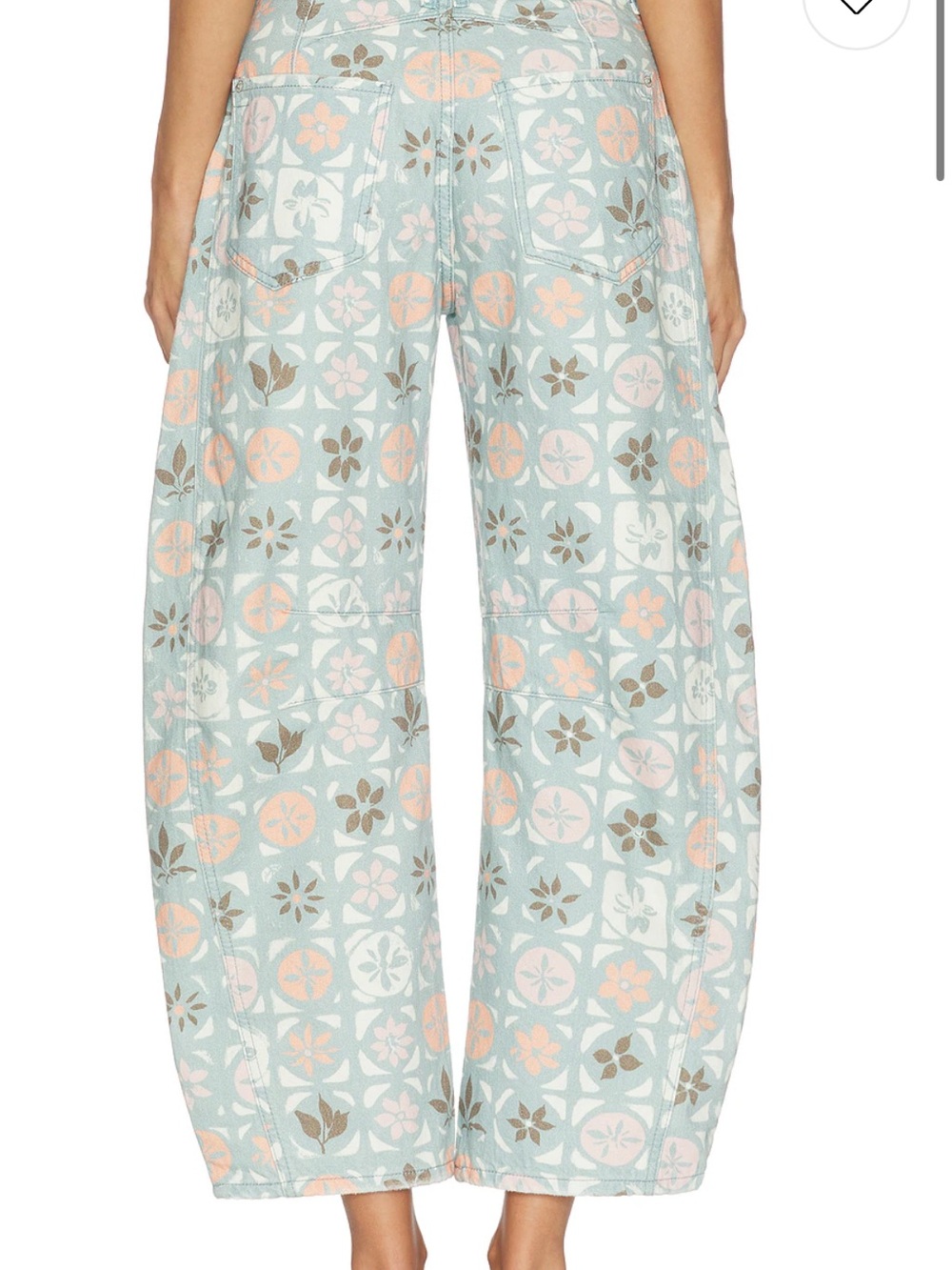 Free People Good Luck Printed Barrel Jeans Size 29 NWT - Picture 6 of 6